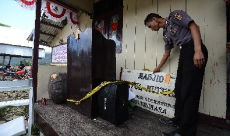Tersangka Pembakaran Masjid Tolikara Timpuki Jamaah Shalat Id